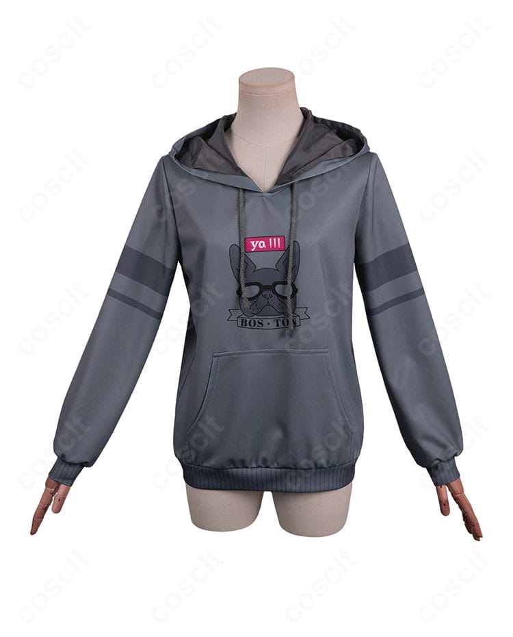 インナー(パーカー)前面の細部。首元から胸元のステッチとフィット感を示すクローズアップ。