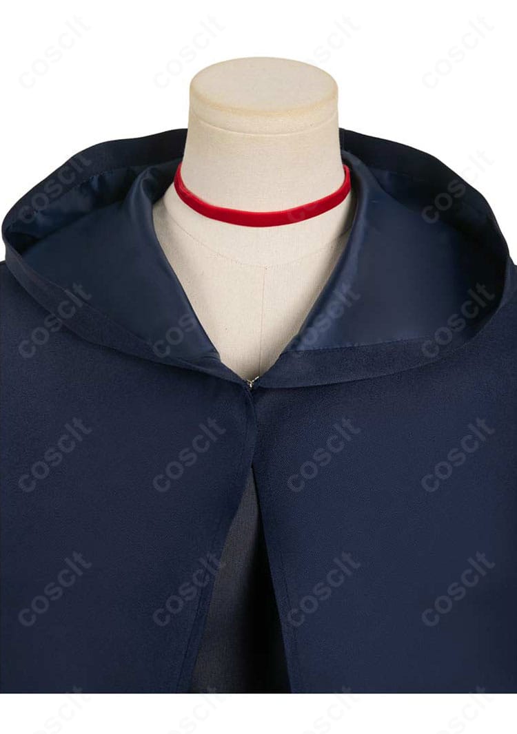 ファリン・トーデン衣装の襟元装飾アップ。チョーカーと襟の意匠、刺繍風ディテールの質感が分かる近接画像。