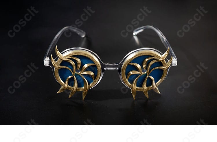 エミリー・ダイアーに合わせた眼鏡のディテール。フレーム形状と質感の再現