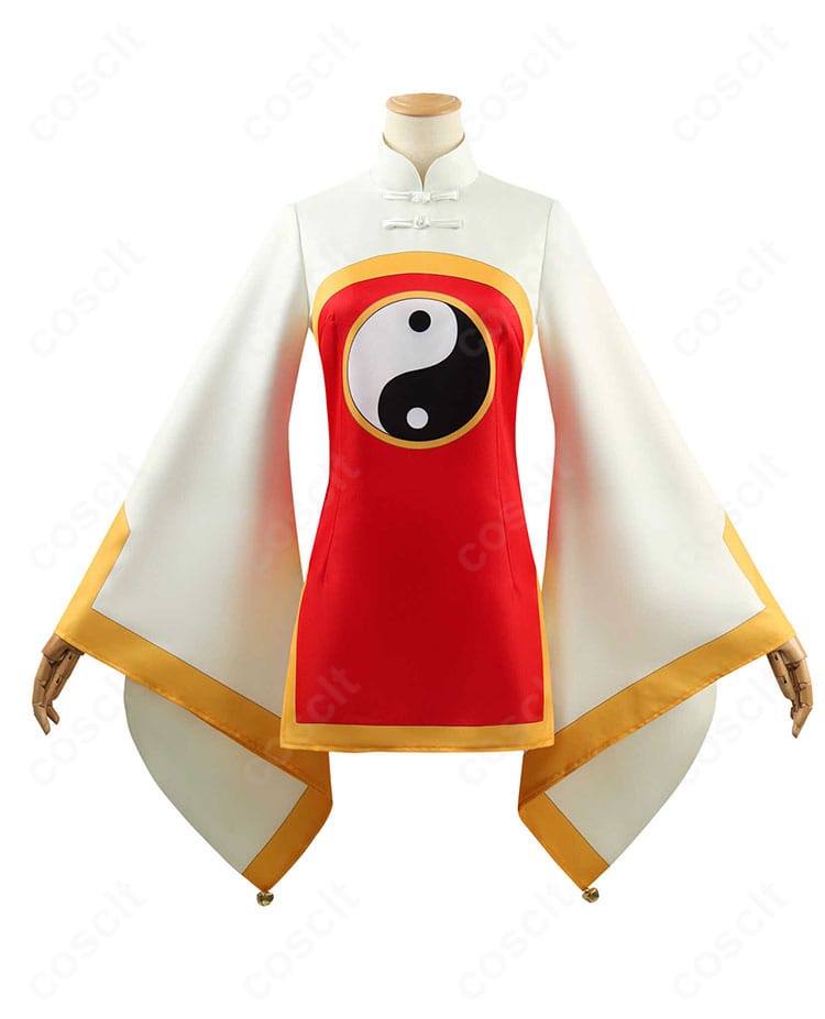 李苺鈴 中国拳法達人衣装の正面全体。襟元と胸元の太極模様、配色コントラストが分かる正面カット。