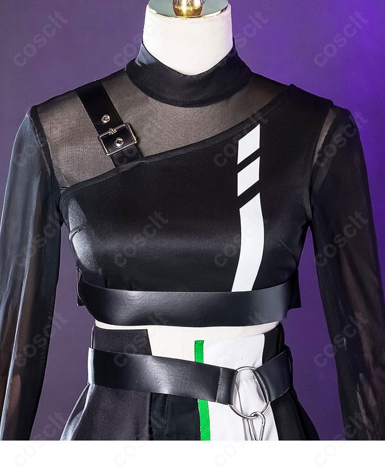 サイバーパンクデッドボーイ衣装の腰部装飾アップ。ベルトと腰布のレイヤーが分かる構成。