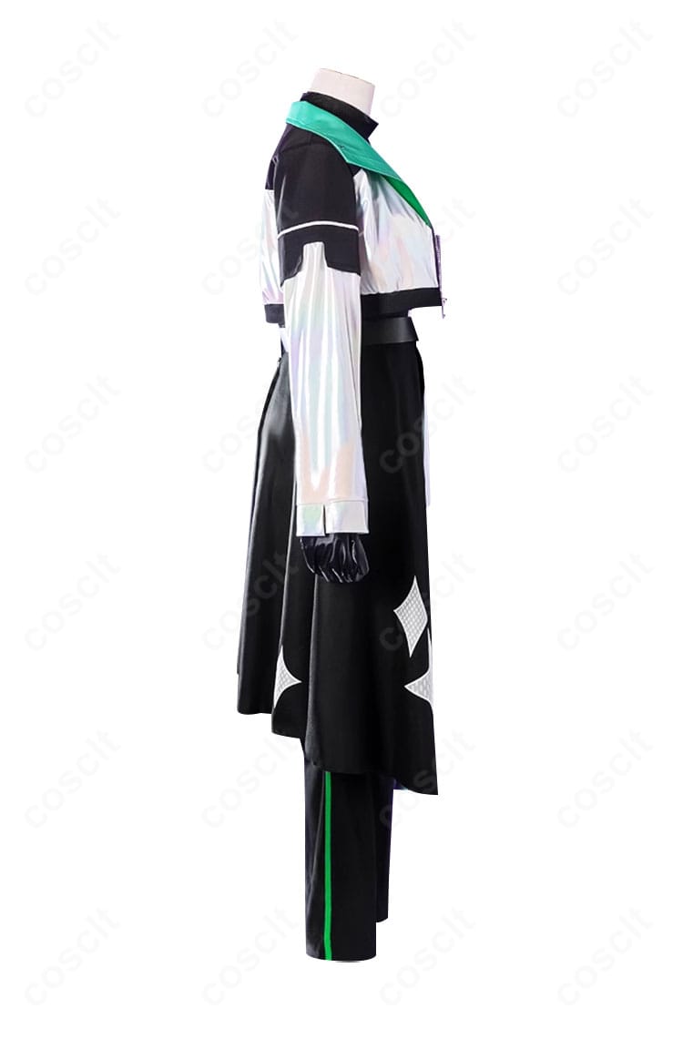 サイバーパンクデッドボーイ衣装・右側装飾のクローズアップ。パーツ配置と質感を詳細に撮影。