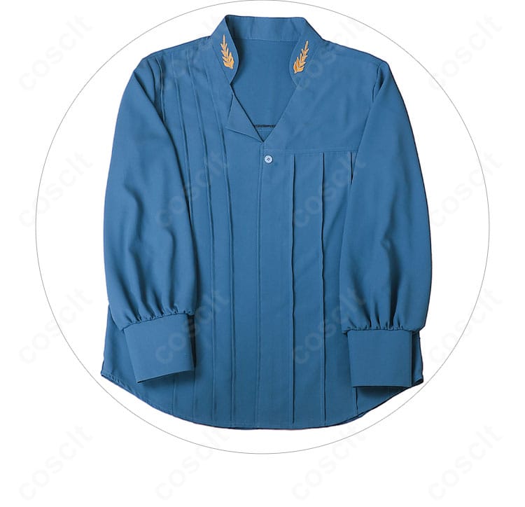 腰部とコルセットベルトのアップ。サイズ調整機構とアクセント金具でウエストラインを強調。