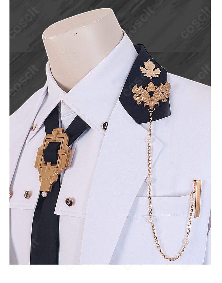 ホムラ コスプレ衣装の襟と胸ポケット装飾の近接。ラペル形状とポケット意匠の再現