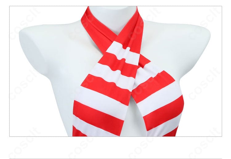 上衣ディテールの接写。縁取りとカップ周りの仕立て、発色の良さを確認できるカット。