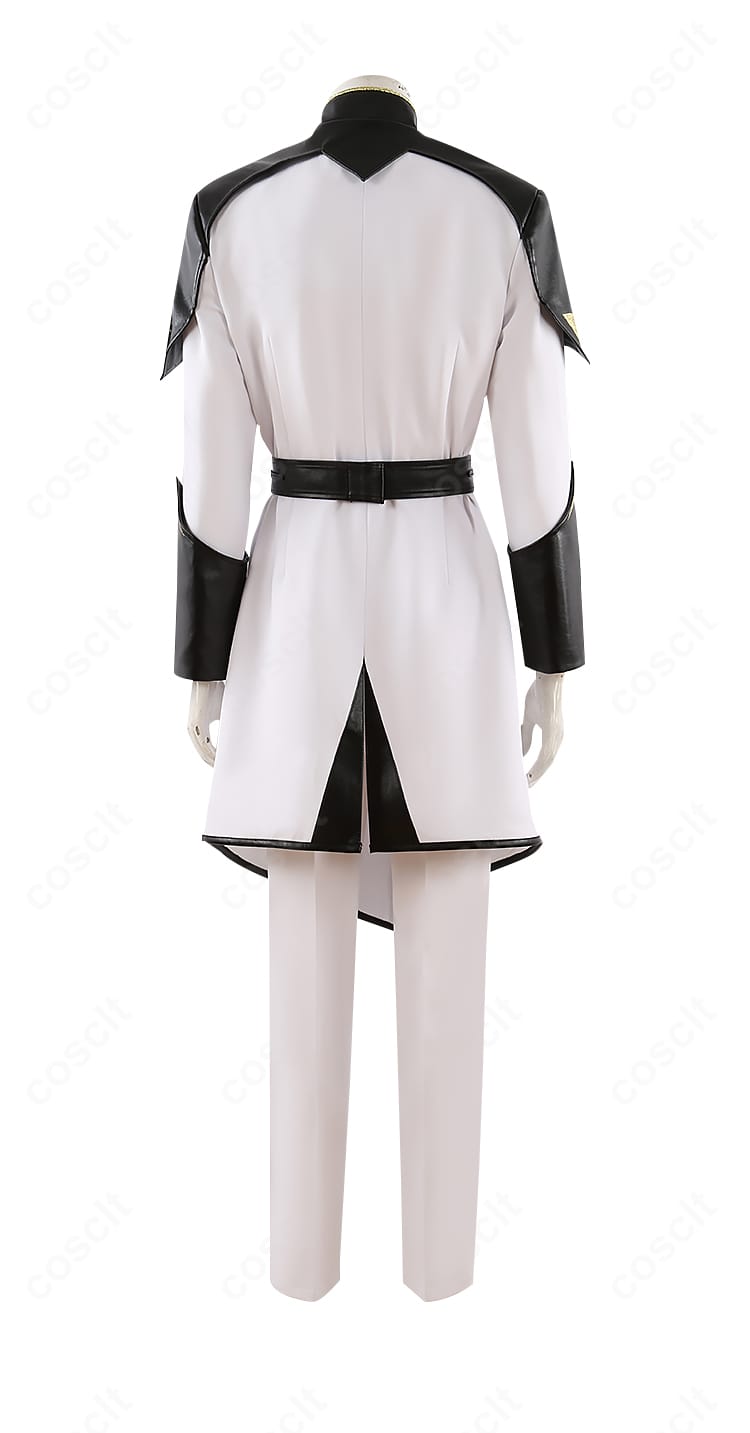 イザーク・ジュール 制服コスプレの背面。背中心の縫製と裾の落ち感を丁寧に再現