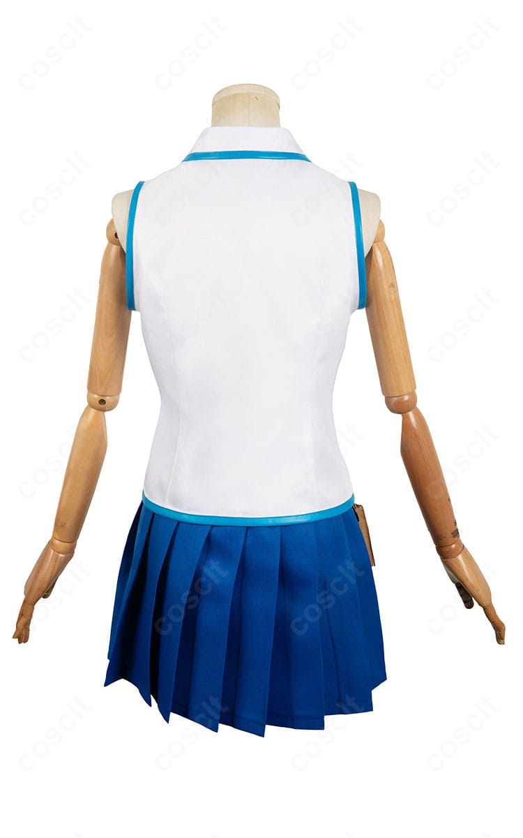 ルーシィ・ハートフィリア 衣装の背面。背中のカッティングと装飾を忠実再現。