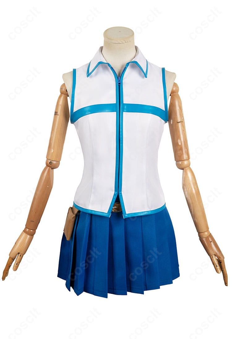 ルーシィ・ハートフィリア 星霊魔導士衣装の正面全体。刺繍と配色が映えるデザイン。