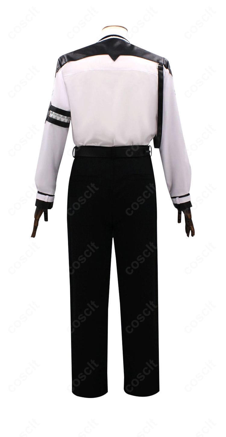 恋と深空 セイヤ コスプレ衣装の背面。背部の切り替えと装飾配置で戦闘服らしい硬質感を再現。