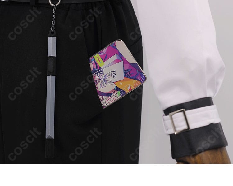 ポケット周辺のディテール。実用的なマチ設計でスタイルと機能を両立。