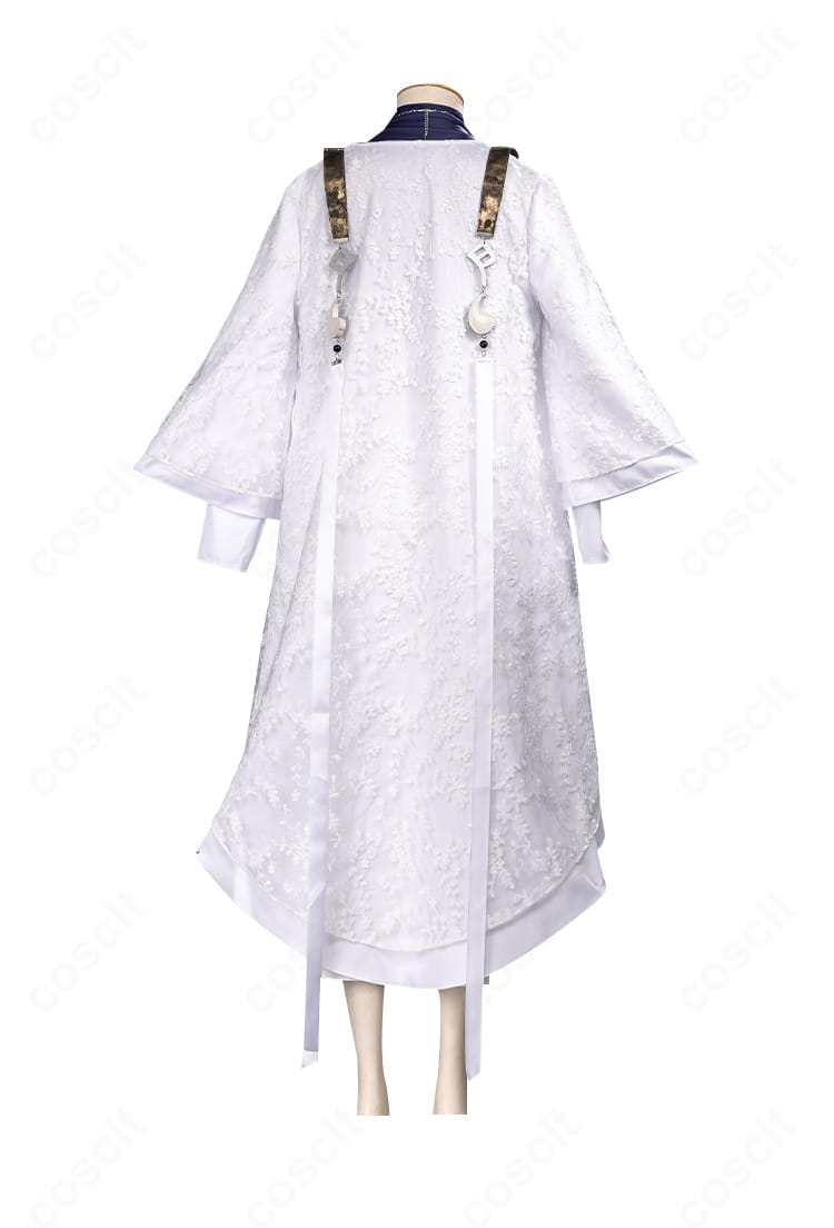 無期迷途 杜若(トジャク)コスプレ衣装の背面。背飾りとチェーンの配置が確認できる。