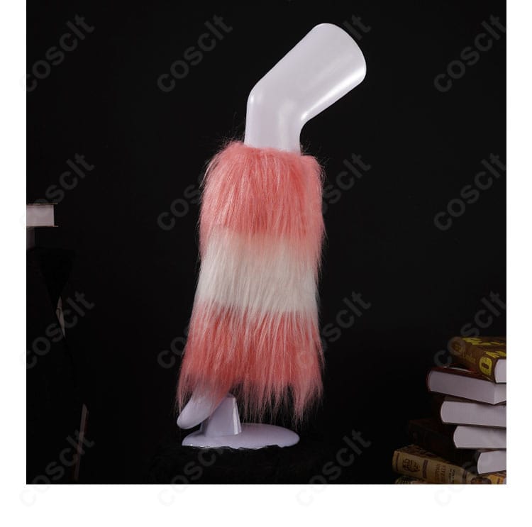 リリー・バリエル衣装のレッグアクセサリー・レッグカバーのディテール