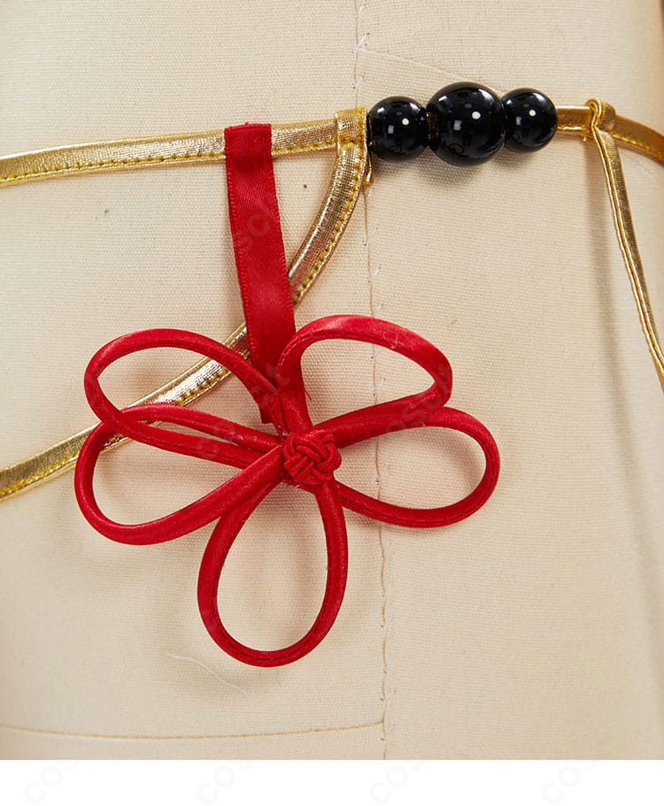 春麗 コスプレ衣装 脚部周りのディテール。スリットやラインが脚の動きを美しく見せる設計。