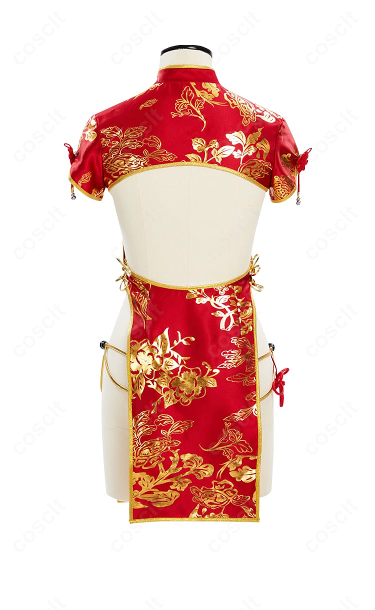 春麗 コスプレ衣装 背面。後部の開閉構造と裾ライン、背面装飾の配置が分かる写真です。