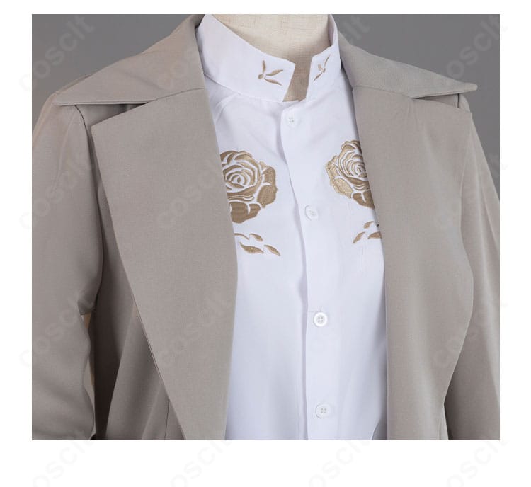 太宰治コスプレ衣装の襟元ディテール。襟周りの形状と装飾の仕上がりが分かります。