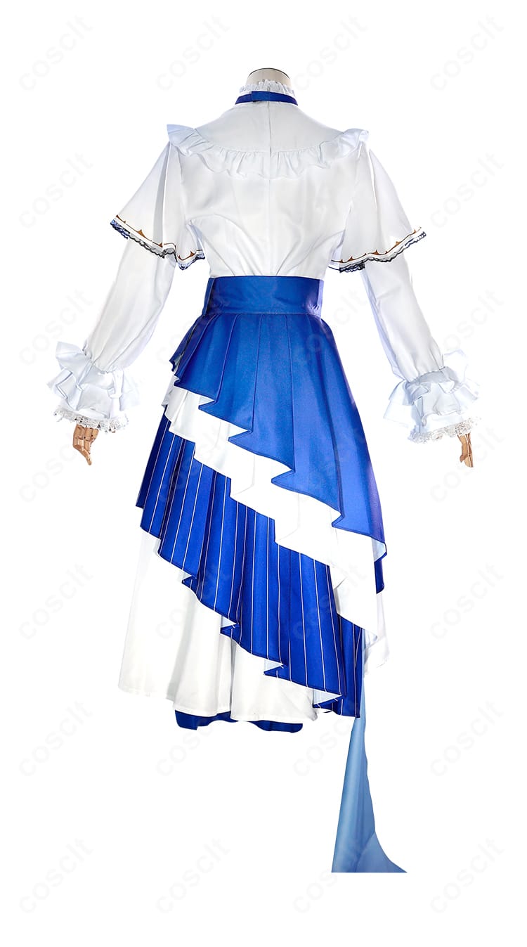 エリーラ・ペンドラ コスプレ衣装の背面。背中の開きと装飾配置、裾のラインを詳細に撮影。