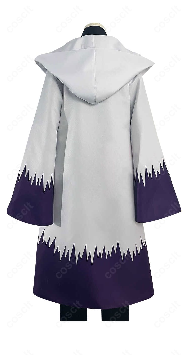 マッシュル アビス・レイザー コスプレの背面。背中のパネルラインとコートの落ち感を忠実に再現。