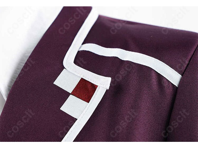 逆巻アヤト 学園制服の肩まわりディテール。襟と肩の切り替えが端正に仕上がっている様子。