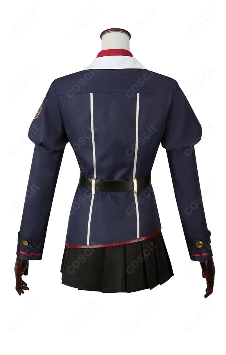 伊草ハルカ コスプレ衣装の背面。背中から裾にかけてのカッティングと装飾再現を示すディテール。