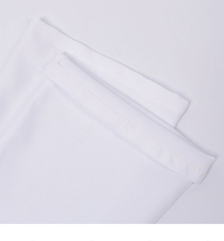 袖口ディテール|うちはサスケ コスプレ衣装のカフ部の縁取りと生地感