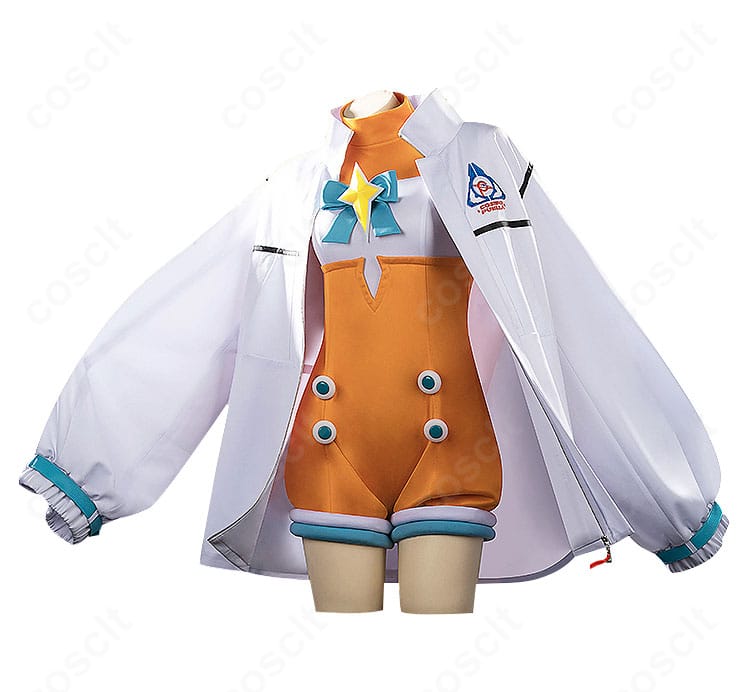 ネオユニヴァース衣装の側面。コートのライン取りと腰周りのフィット感、袖口装飾の立体感を示すアングル。