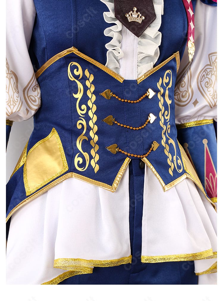 天馬司 衣装のウエスト装飾詳細。コルセットベルトとスカーフ、金色トリムの意匠を鮮明に撮影。