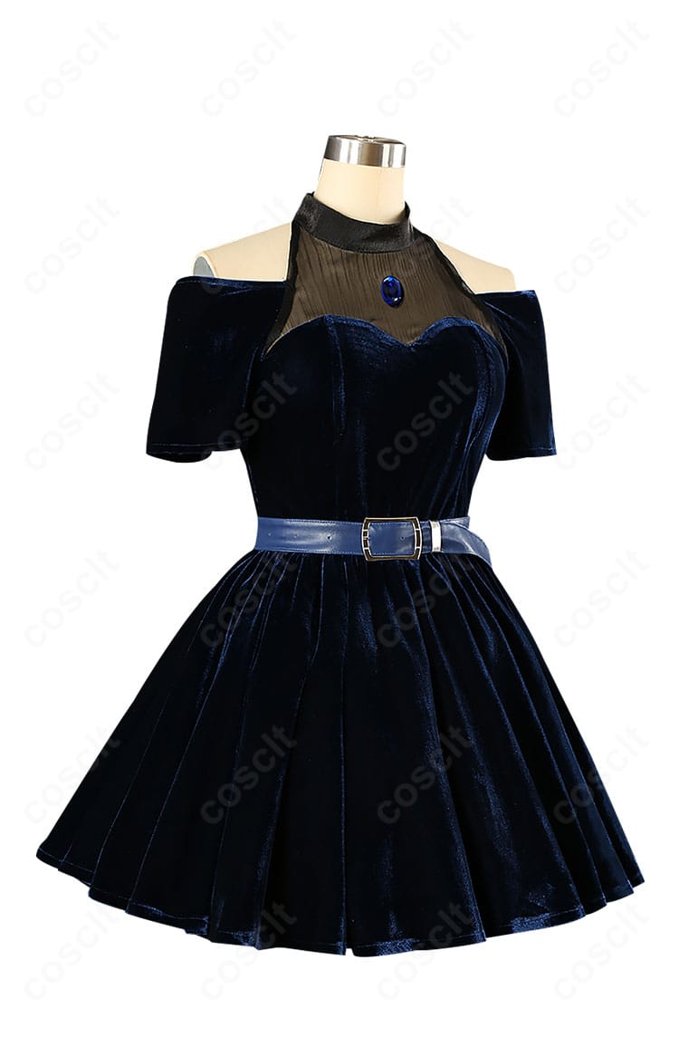 ミジ(MIZI)衣装の右側面。スカートの分量感とベルト位置が確認できる角度。