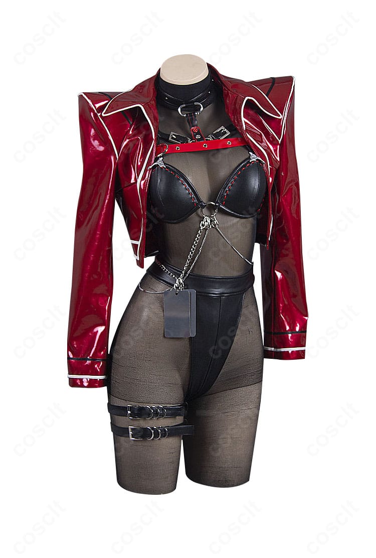 ボリューム コスプレ衣装の正面全身。胸元ベルトとチョーカー、タイトなレオタードのラインを忠実に再現。