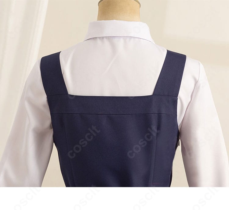 背面ディテールの接写。縫製ラインが揃い、耐久性と形状安定を両立。