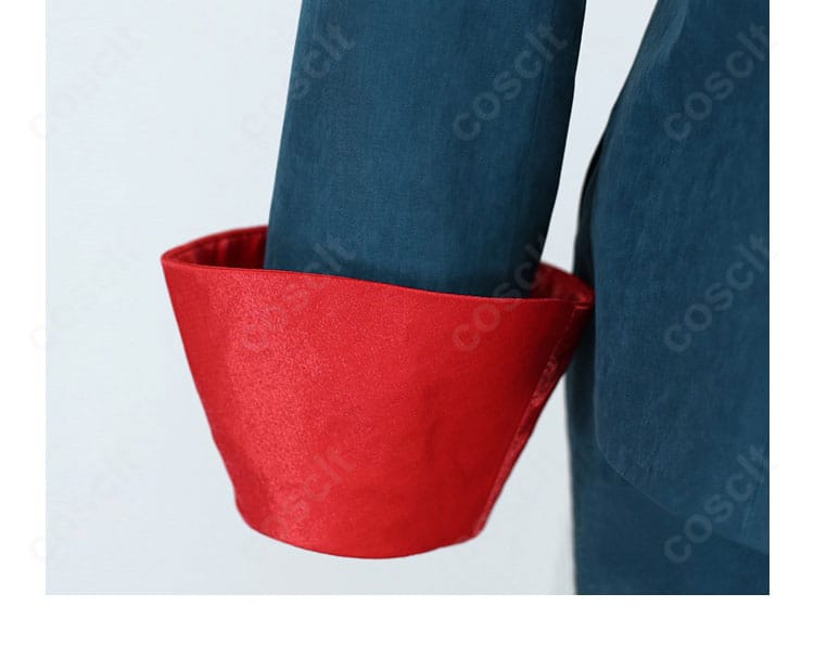 ギーマ コスプレ衣装の袖口ディテール。カフスの形状と縫製の美しさをクローズアップ。