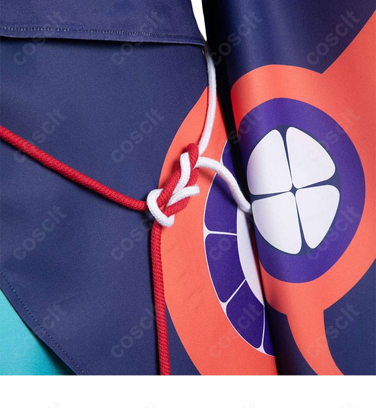 全体装飾のディテール画像。花模様や刺繍、色のコントラストが映える部分を強調したカット。