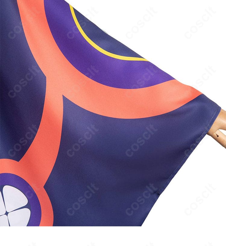 袖口ディテールのアップ。薬売り衣装らしい袖の形状と装飾の作り込みを示す画像。