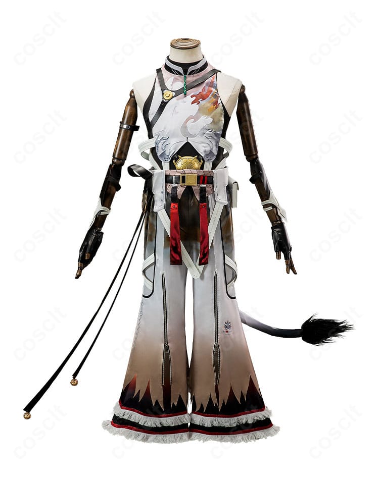 鳴潮 凌陽コスプレ衣装の正面全身。刺繍入り襟と胸元パーツ、ベルト構成がわかる画像。