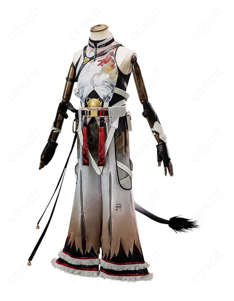 鳴潮 凌陽コスプレ衣装の左側面。トップスのシルエットと袖装飾のバランスが確認できる。