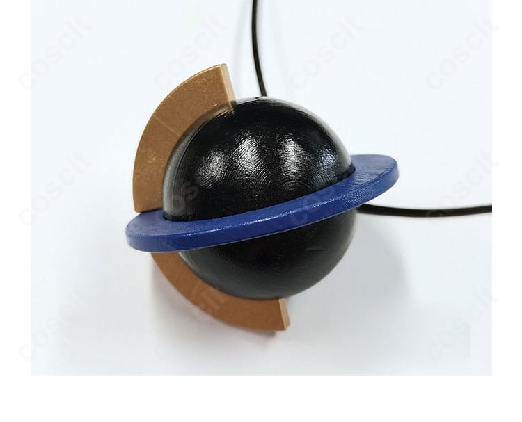 ネックレス全体図。チェーン長とトップのデザインバランスが分かる写真