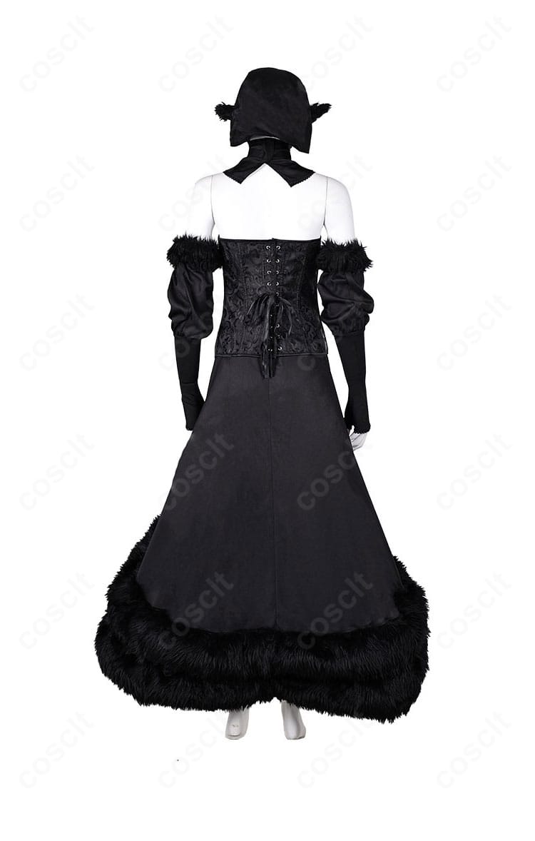 ダンジョン飯 マルシル・ドナトーのハロウィン衣装 背面。スカートの落ち感と装飾配置まで丁寧に再現した後ろ姿