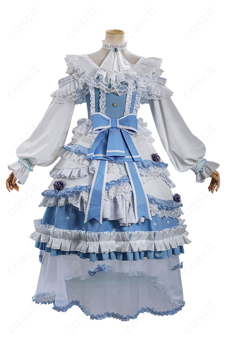 エマ・ウッズ衣装・正面図ディテール。ワンピースの切り替えや胸元装飾、首飾りの質感まで確認できる画像。