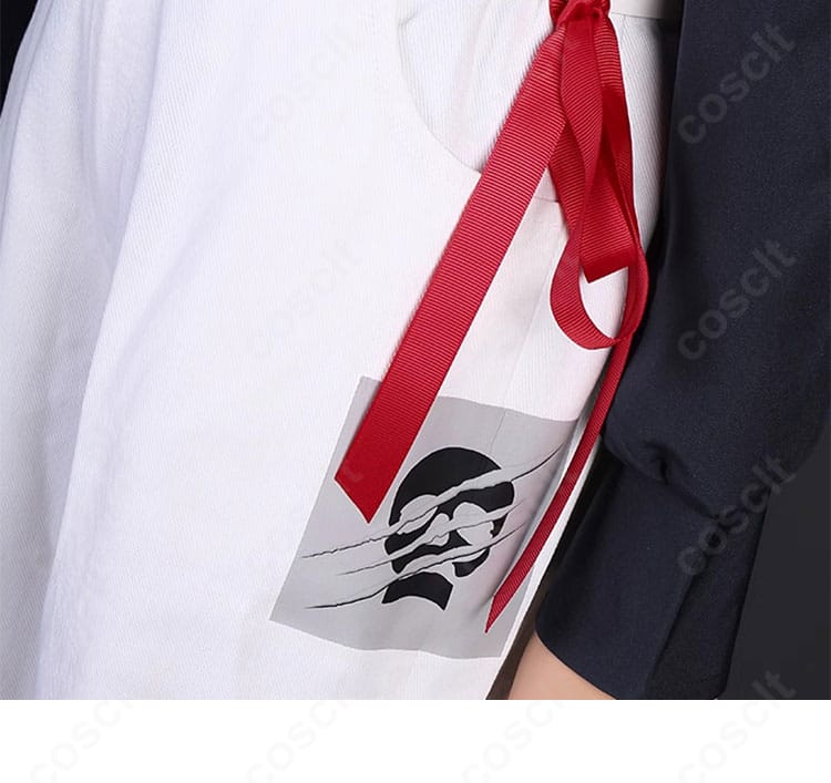 腰の紐パーツとパターン装飾で雰囲気を高めたコスプレ衣装のディテール