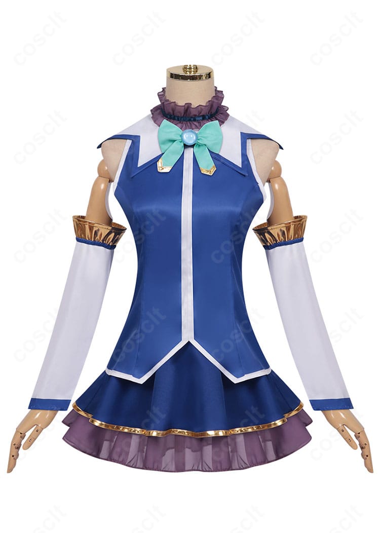 アクア衣装の正面ディテール。襟元トリムと胸元の装飾、発色の良い生地感が分かるアップ。