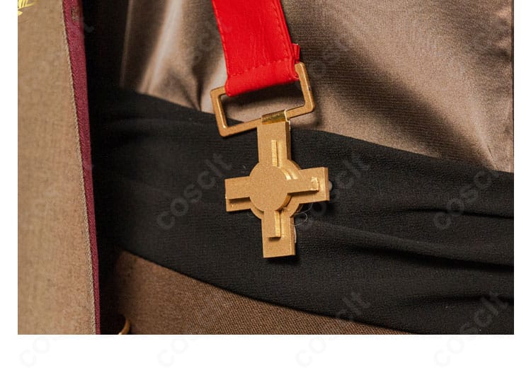 背中に取り付ける背帯(ストラップ)の構造と固定方法が分かる背面ディテール