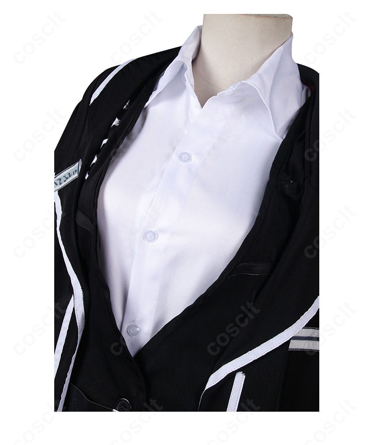 ロージャ衣装の襟元ディテール。襟の形状と装飾の再現、ステッチの整いを示すクローズアップ。