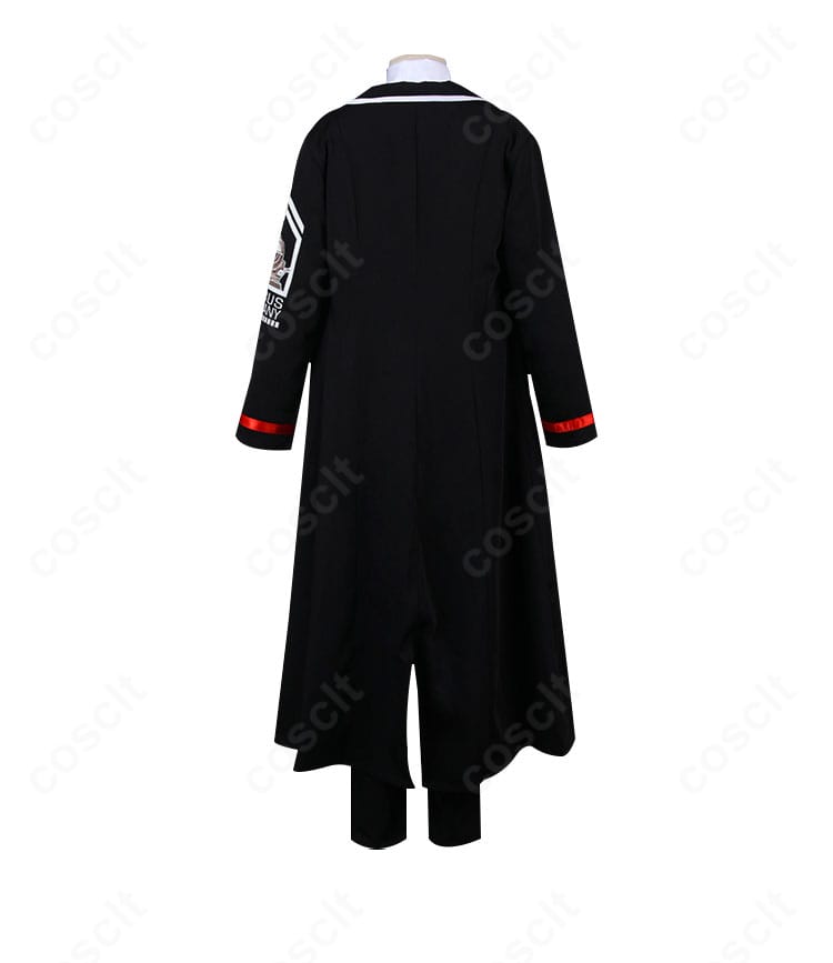 Limbus Company ロージャ コスプレ衣装の背面ビュー。背中の装飾配置と裾の広がり、縫製の仕上がり。