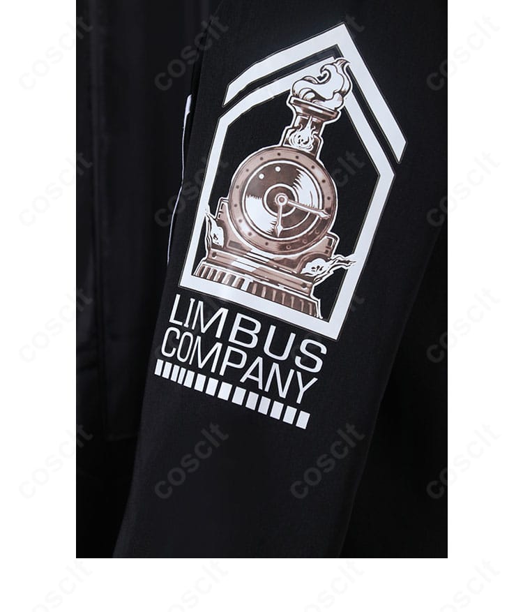 袖の装飾とステッチワークのクローズアップ。写真映えする質感