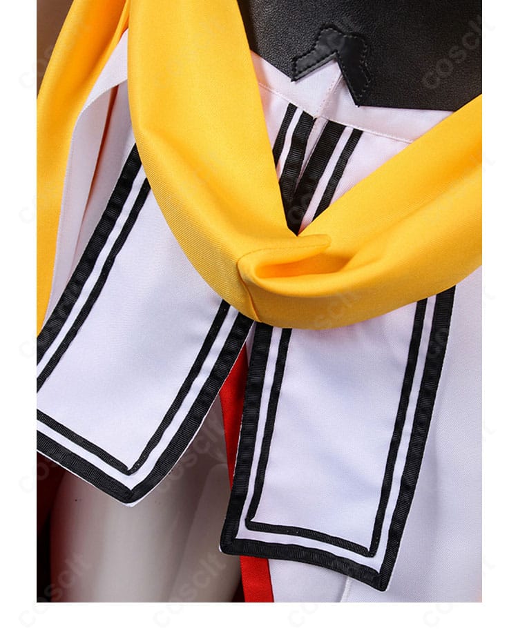 長尾景虎 コスプレ衣装の装飾ベルトと付属アクセサリーの質感。衣装全体の統一感を高めるパーツ群。