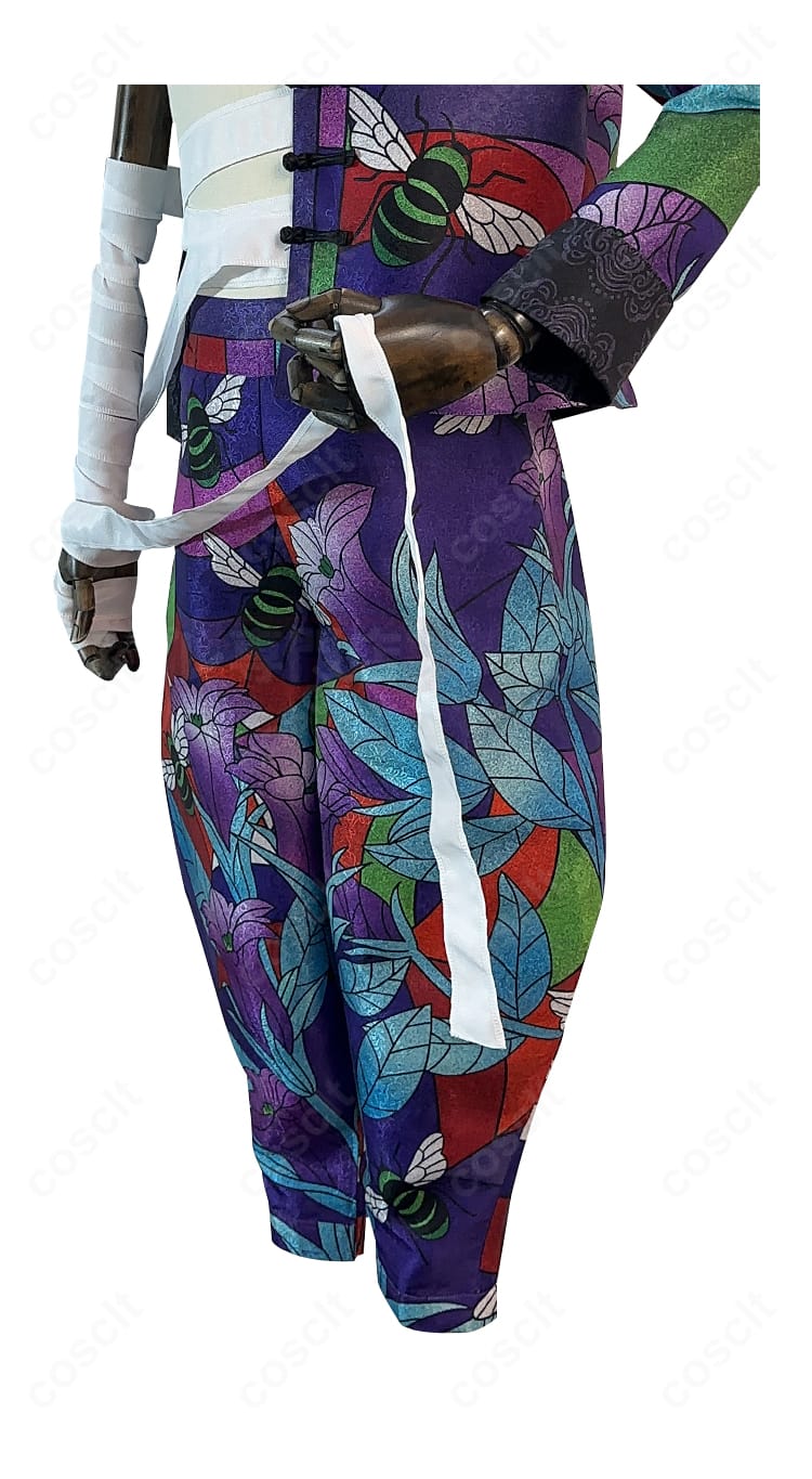 灰谷竜胆 コスプレのパンツと腕包帯のディテール。質感の対比と巻き方の雰囲気が撮影で映える仕立て。