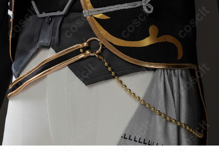 ウエスト周りの装飾ディテール。ベルトと腰飾りの位置、タック処理でシルエットを整えた【コスプレ】。