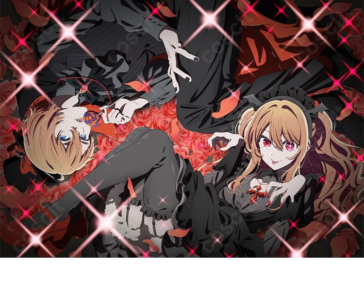 星野愛久愛海（アクア）吸血鬼コスプレ衣装の全身イメージ。黒一色のマントとベストがクールに映えるデザイン。