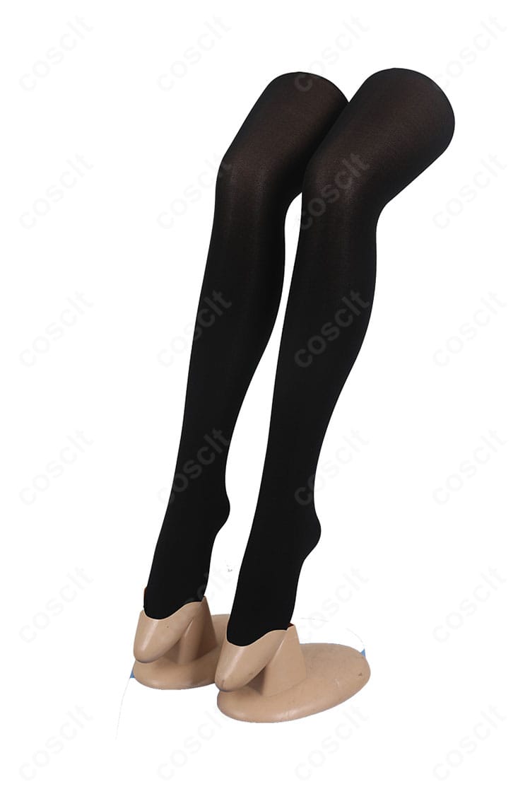 星野ルビー コスプレ衣装のストッキング装飾。柄の見え方とコーデの統一感を示すディテール。