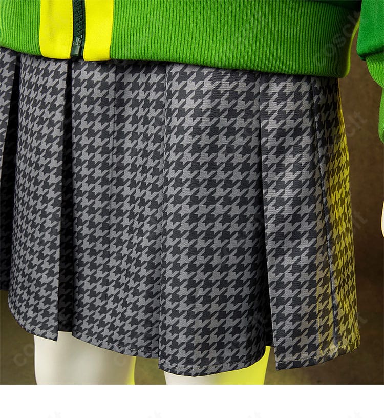 里中千枝 夏服コスプレのスカートディテール。細かな刺繍と柄の表現