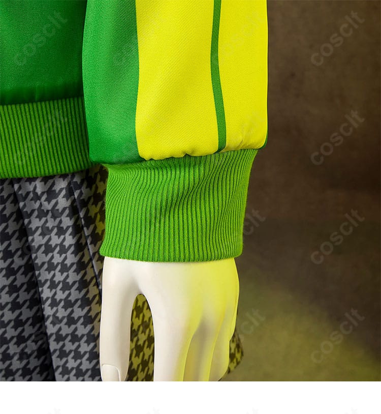 里中千枝 夏服コスプレの袖口ディテール。可愛いデザインのカフスと配色ライン